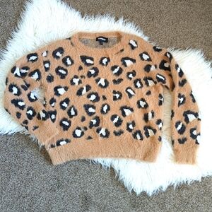 Express‎ Tan Animal Print Cropped Fuzzy Sweater